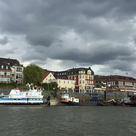 Ferienwohnung Rheinallee